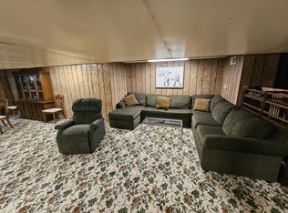 100 Farm Ln, Aliquippa, PA 15001