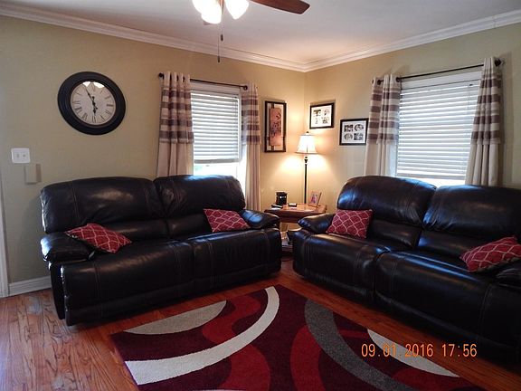 4th image of 1711 Avenue E