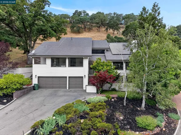 58 Saddle Rd, Walnut Creek, CA 94595