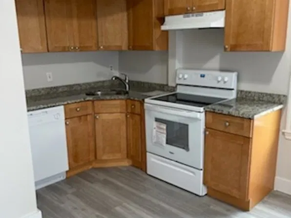 49 Fottler Rd APT 6, Boston, MA 02126