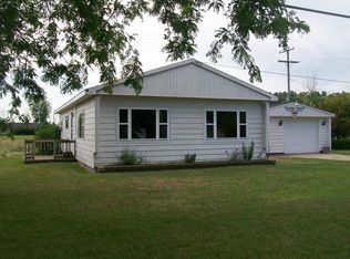 1672 Pointe Aux Barques Rd, Port Austin, MI 48467