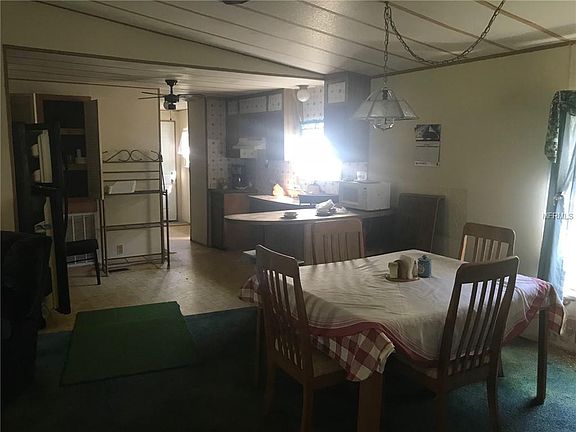 3rd image of 6124 NE Thomas Dr