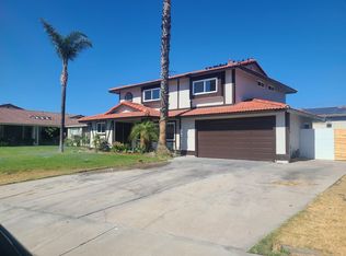 883 S Driftwood Ave, Rialto, CA 92376