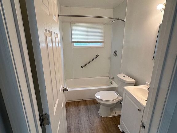 5th image of 3600 S Annabelle St