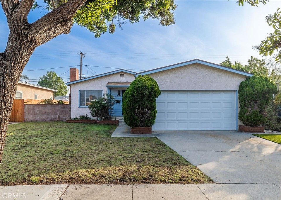 1st image of 22626 Evalyn Ave