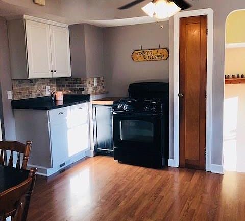 3rd image of 1709 Treadway Ave