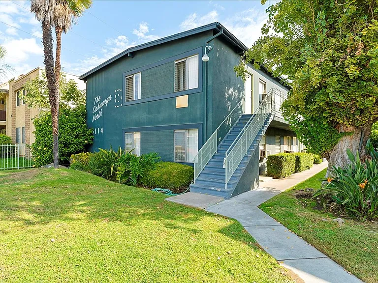 6114 Cahuenga Blvd #3 — Photo 12