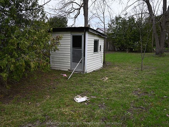 3rd image of 20 Grand Trunk Ave