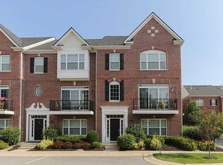 105 11th St NW, Carmel, IN 46032