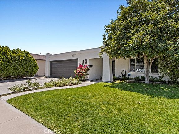 3rd image of 101 S Beth Cir