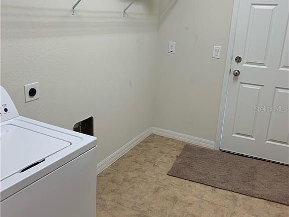 3rd image of 3905 Baja Dr