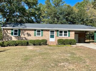187 E Erwin St, Coats, NC 27521
