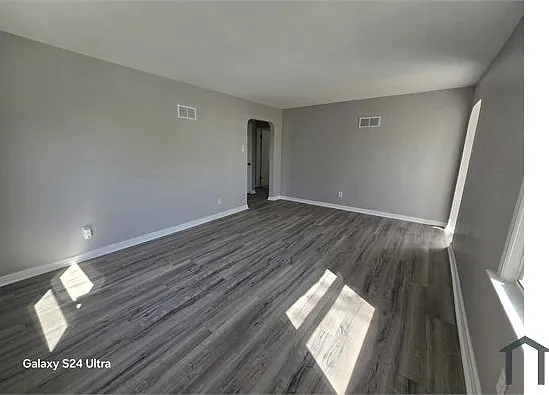 401 Millman Dr — Photo 5