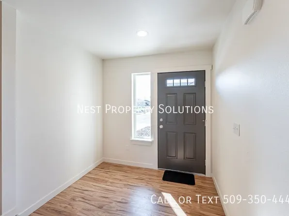1070 S Grand Dr, Moses Lake, WA