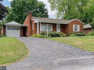 16829 Hampton Rd, Williamsport, MD 21795