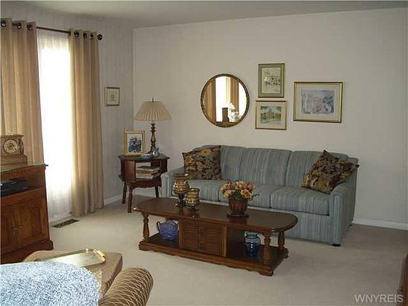 3rd image of 154 Idlewood Dr