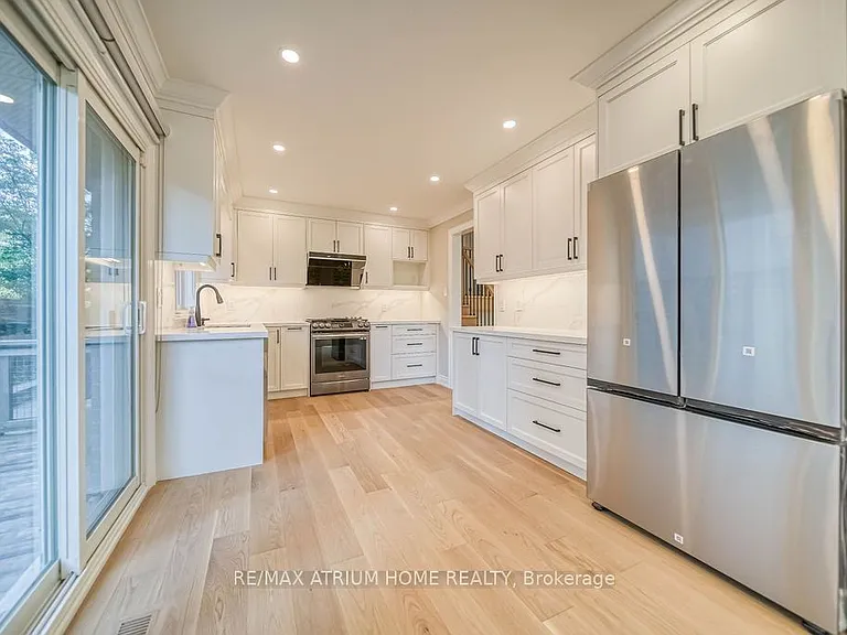 4 Palomino Cres — Photo 5