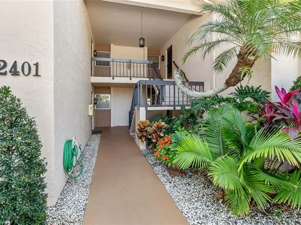 2401 Clubhouse Cir Unit 102, Sarasota, FL 34232