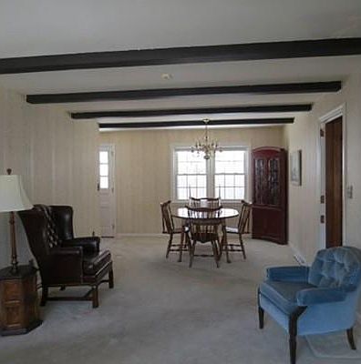 4th image of 28 Kenoza St