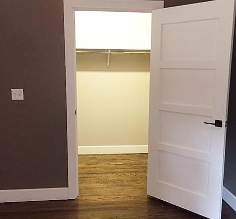 3rd image of 14 E Washington St Unit 3D