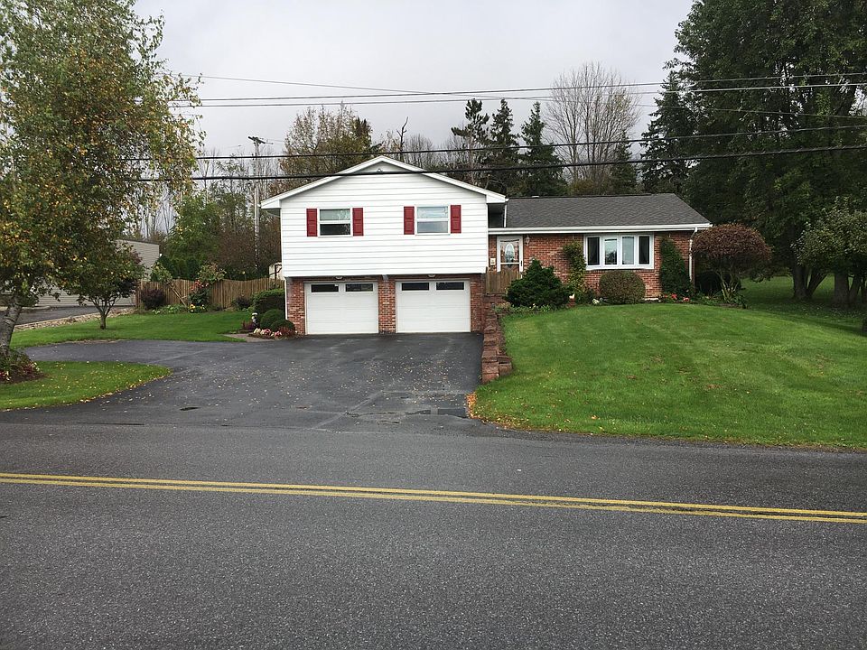 Split level newly improved on 1/2 acre with private backyar