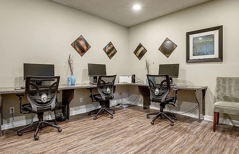The Landings at Northgate Apartments — Photo 16