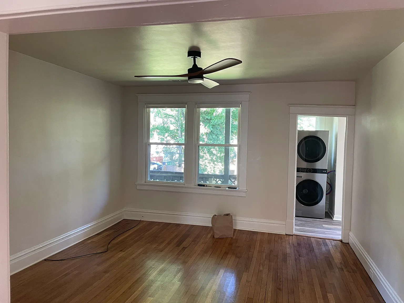 3117 Carolina Ave — Photo 2