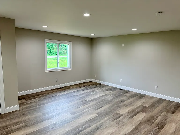 6415 Little Mountain Rd — Photo 6