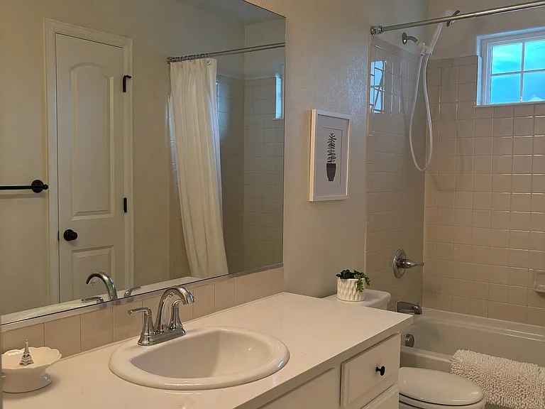 2227 Milton Ln — Photo 34