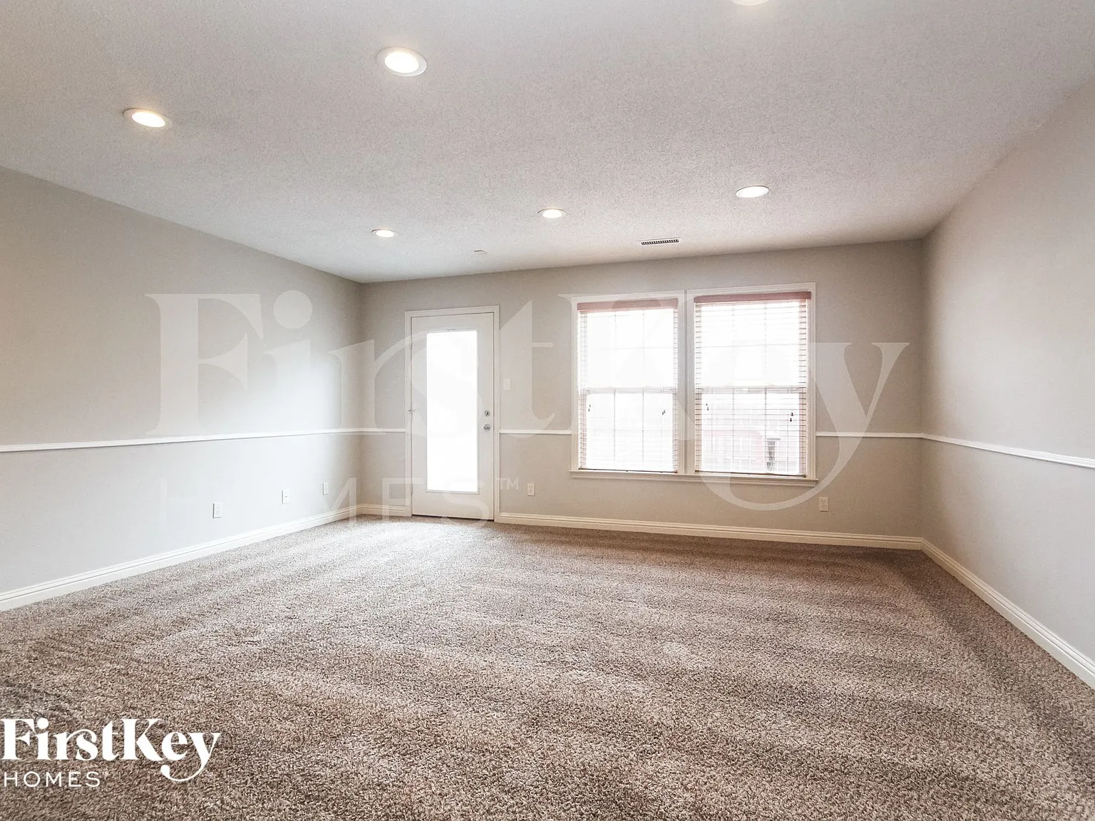 3 bed, 2.0 bath, 1302 sqft, $1,775 — Photo 2