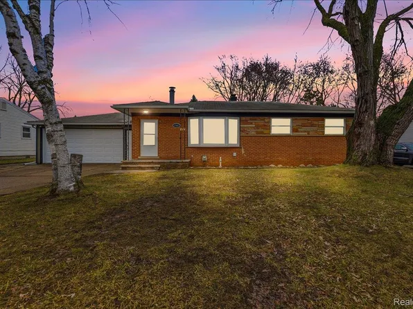 2160 Phillips Rd, Auburn Hills, MI 48326