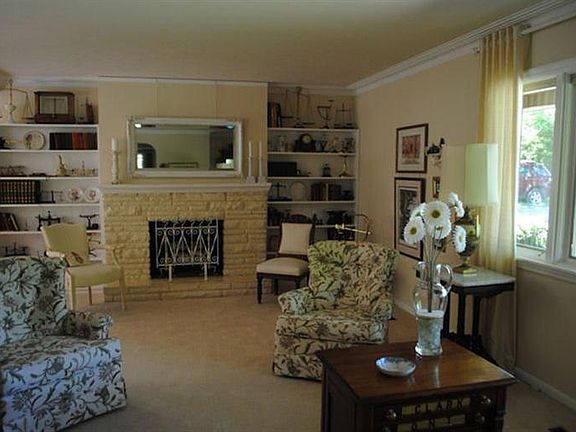 3rd image of 109 Woodland Dr
