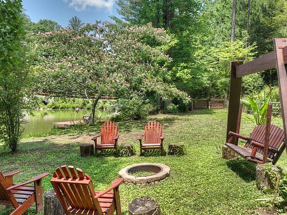 3rd image of 142 Ballew Ln