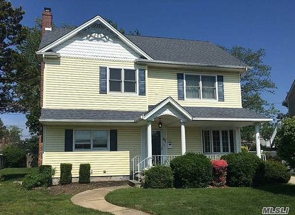 1st image of 271 Knollwood Ln