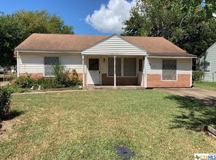 115 Bell St, Point Comfort, TX 77978