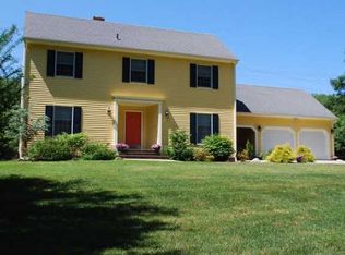 1 Rosewood Dr, Lincoln, RI 02865