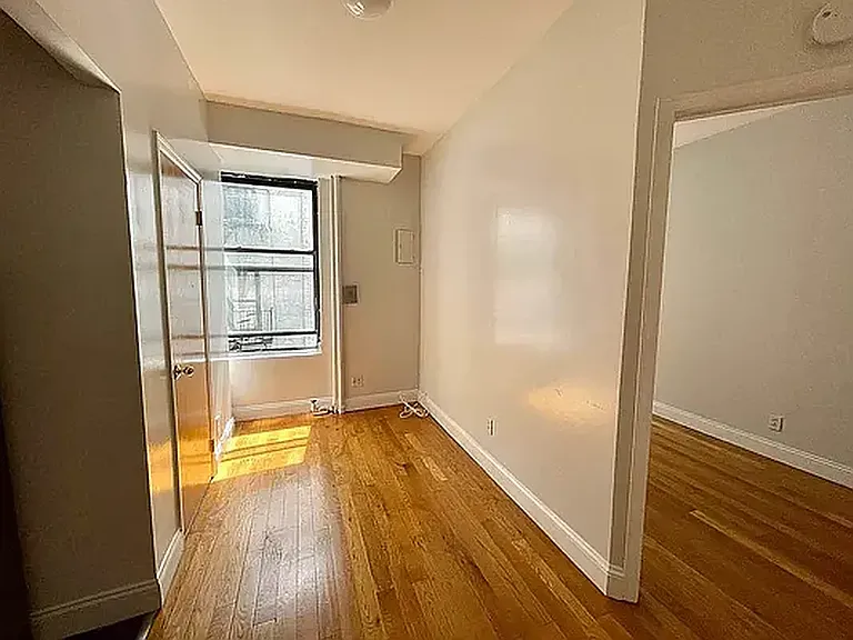 132 Thompson St #36 — Photo 1