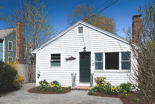 30 Newmarch St Photo 1