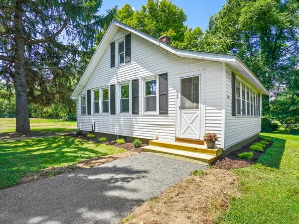 150 Ferry St, South Hadley, MA 01075