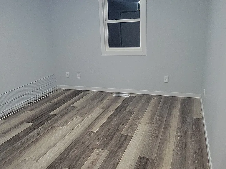 200 Lewis St #200 — Photo 4