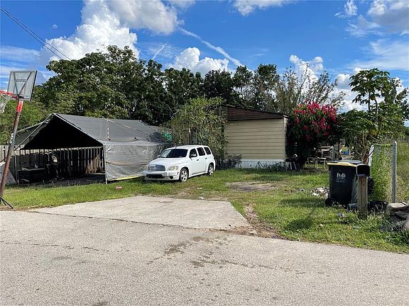 5th image of 623 Venetian Way