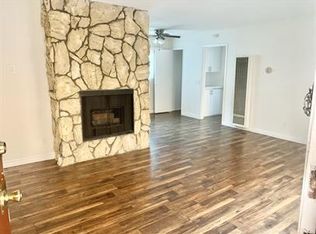 15851 Vanowen St #16100082, Van Nuys, CA 91406