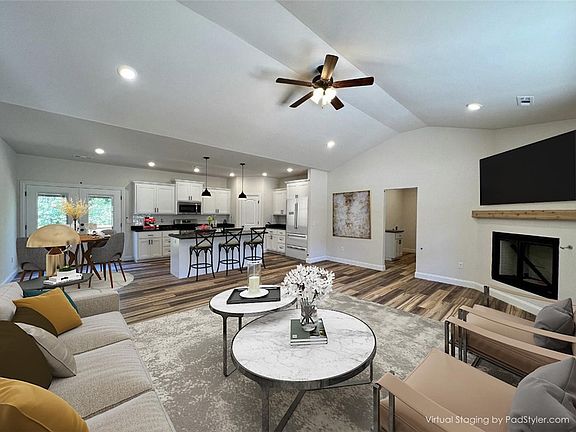 4th image of 28 Birsay Cir