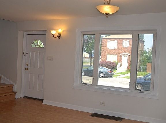 4th image of 4304 S Christiana Ave