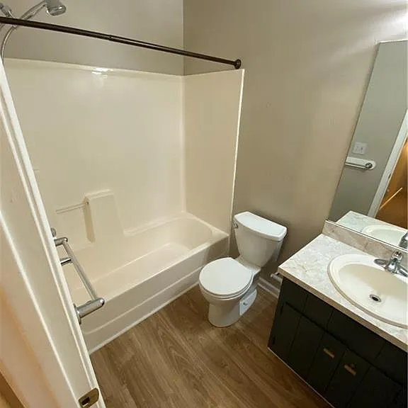 475 Radio Ct — Photo 16