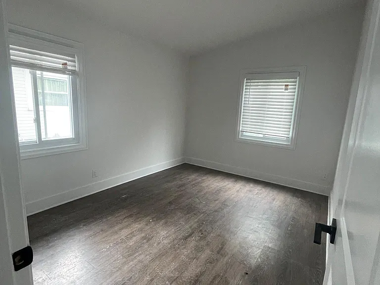 1321 Hugo St — Photo 5