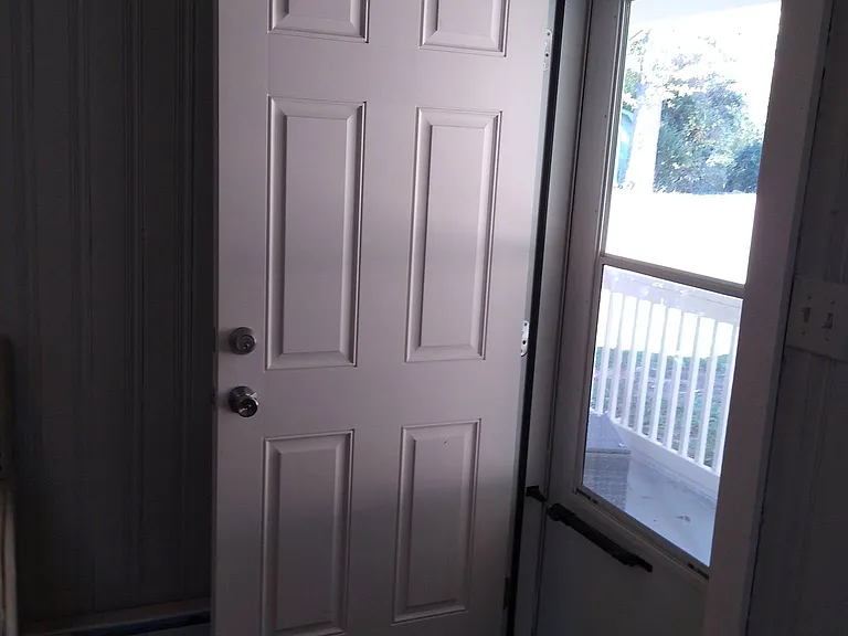 129 Nevada St — Photo 17