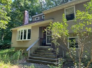 104 Brush Hill Rd, Lyme, CT 06371