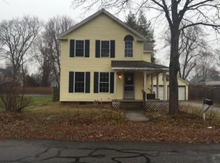 22 3rd St, Ayer, MA 01432