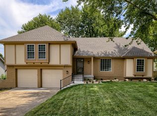 10585 Noland Rd, Overland Park, KS 66215